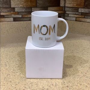 Rae Dunn Mugs